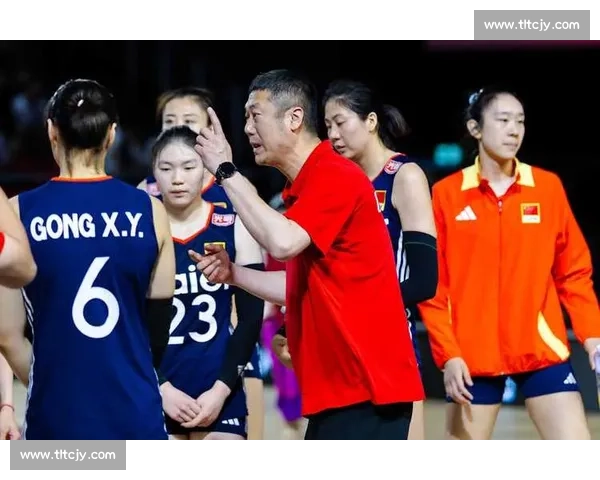 中国女排 3-1 力克捷克!赵勇激活王媛媛 + 万梓玥新搭档,副攻线成制胜关键 中国女排 3-1 力克捷克!赵勇激活王媛媛 + 万梓玥新搭档,副攻线成制胜关键