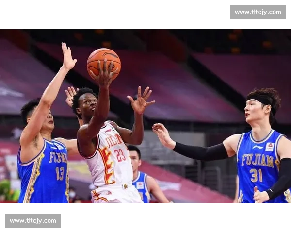 东北德比火热上演吉林队vs辽宁队焦点对决看点十足季后赛之夜