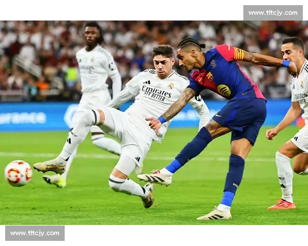 皇马与巴萨世纪大战现场直播全程回顾精彩瞬间解析